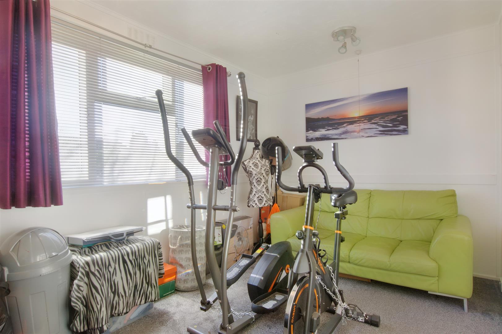 Monkton Drive, Nottingham Robert Ellis Estate Agents